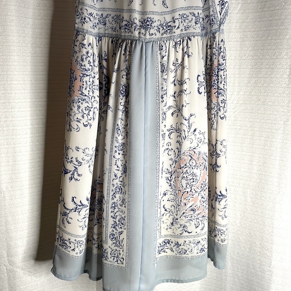 BCBGMaxAzria Mini Dress Size 4 Small - Picture 3 of 9